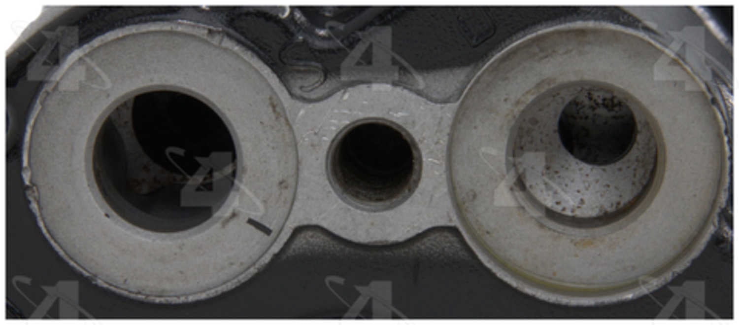 Four Seasons A/C Compressor P/N:57963 Fits select: 1992-1993 CADILLAC DEVILLE, 1993 CADILLAC FLEETWOOD CHASSIS