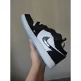 thumbnail image 3 of Ni - ke Air Jordan 1 Low SE GS Size 6.5Y Women's 8 Concord Black Patent White DV1333-100, 3 of 5