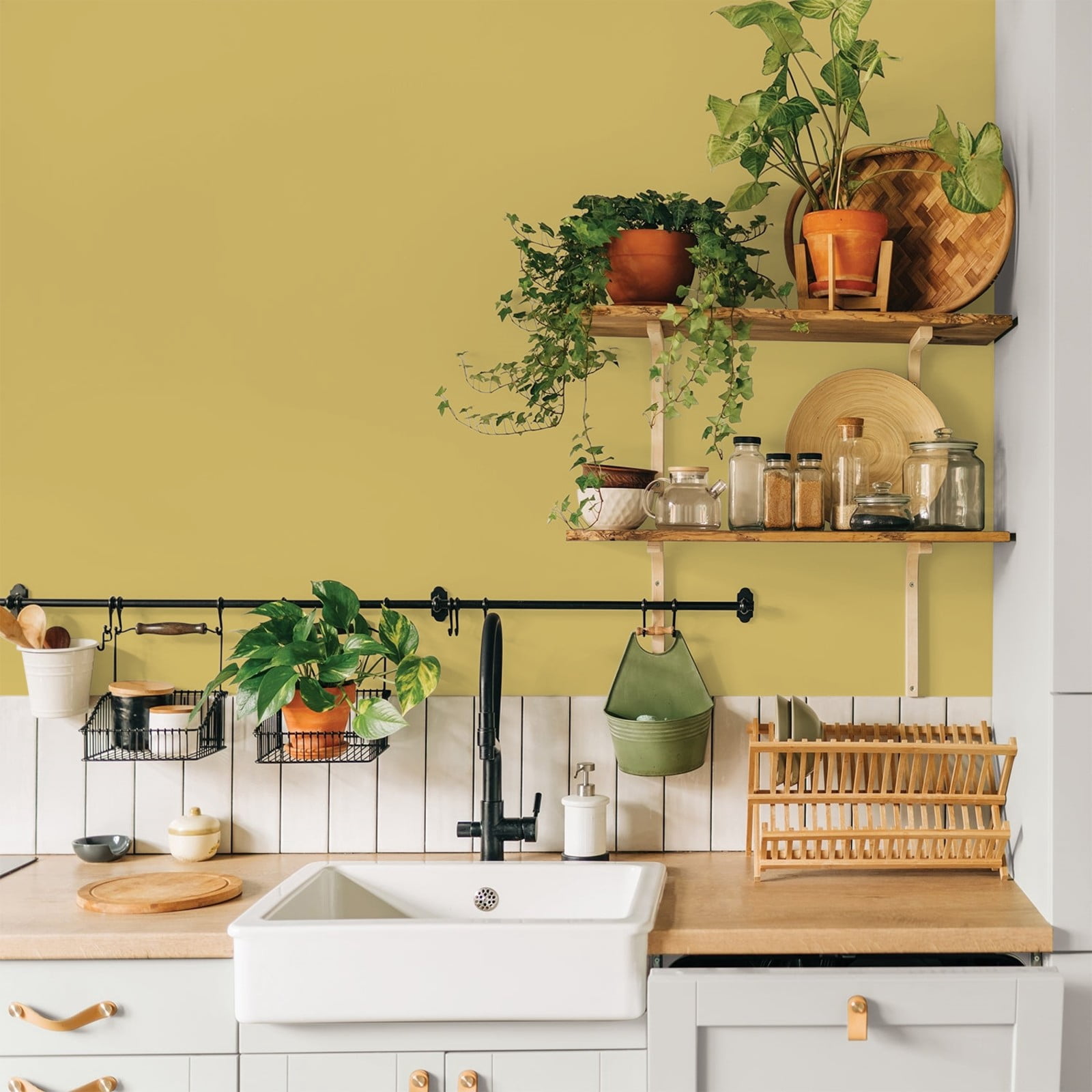 Glidden Glidden Kitchen Bath and Laundry Split Pea Soup / Green, Eggshell Interior Paint with Primer, 1 Gallon