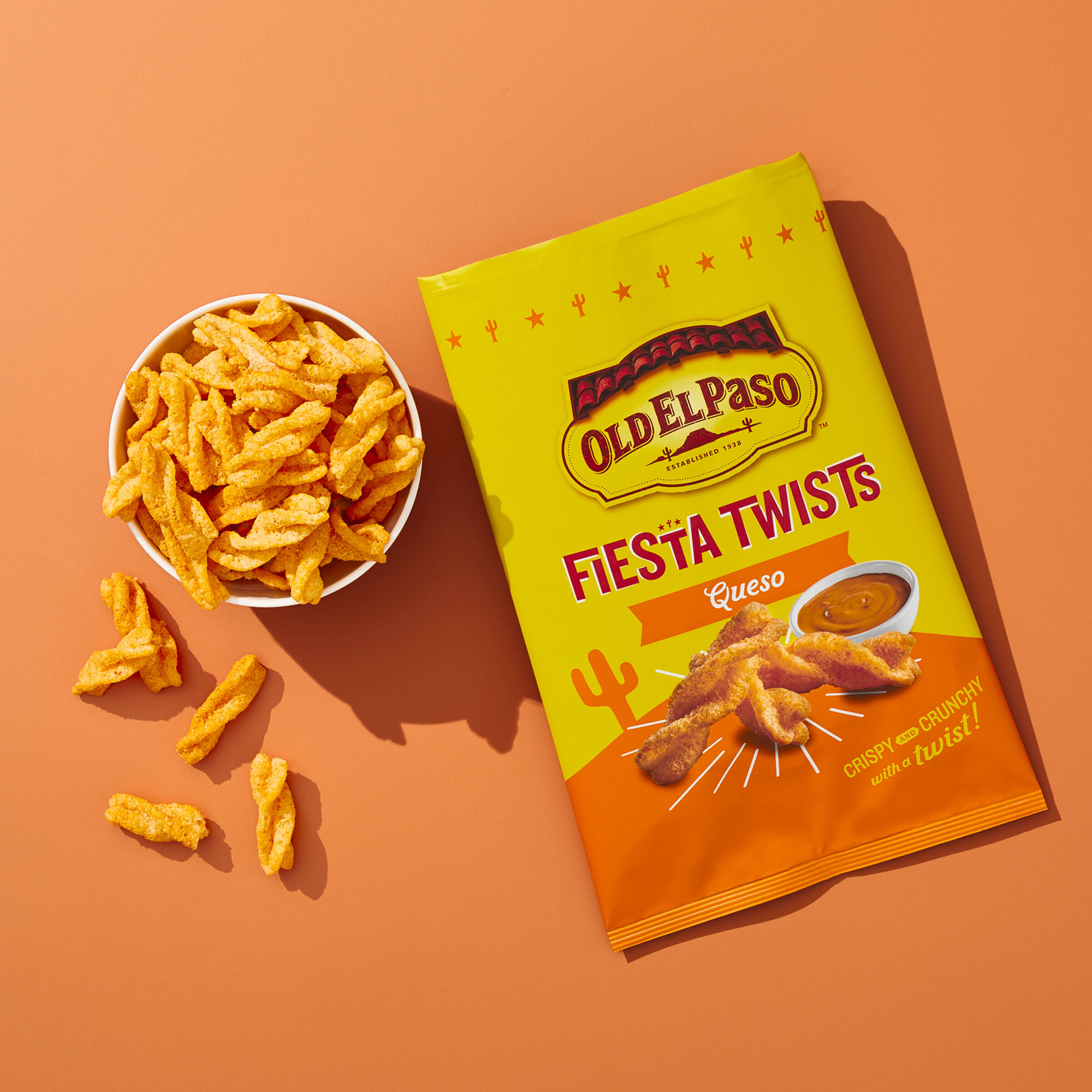 Old El Paso Fiesta Twists, Queso Cheese, Crispy Corn Snacks, 5.5 oz - image 4 of 10