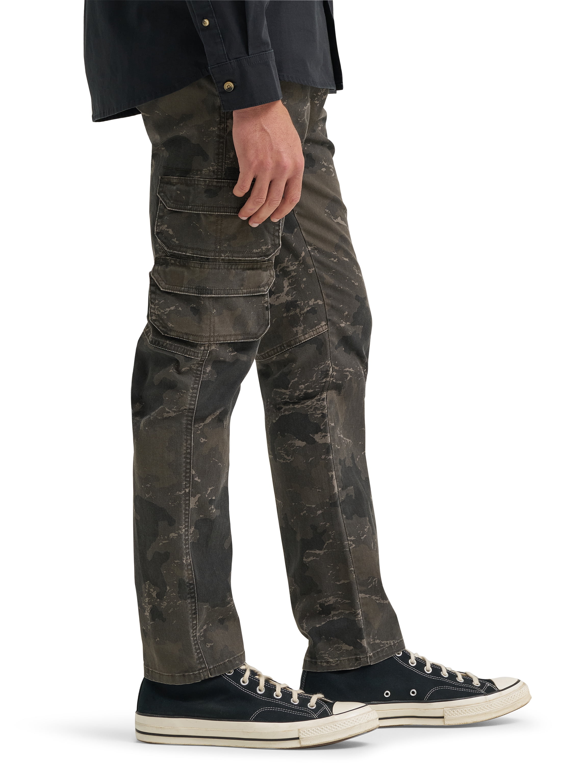 Wrangler® Men's Stretch Taper Leg Regular Fit Cargo Pant
