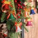 thumbnail image 3 of Colgante de campanas de Navidad, 6 piezas de campanas de Navidad coloridas, decoración de colgante de campana de árbol de Navidad, campanas de decoración de árbol de Navidad para manualidades caseras kaili Sencillez, 3 of 5