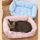 thumbnail image 4 of Cama de enfriamiento para perros Dormir en verano Cama de seda de hielo fresca para perros y gatos pequeños, medianos y grandes Camas para mascotas lavables y transpirables con fondo antideslizante, 4 of 5