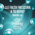 thumbnail image 2 of Perlas de Perfume Downy Fresh Aroma Limpio y Fresco, 141g con 6X Más Fragancia*, 2 of 6