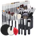 thumbnail image 1 of Set de brochas de maquillaje Bueart Design Pro, 34 piezas, con soporte y funda, 1 of 8