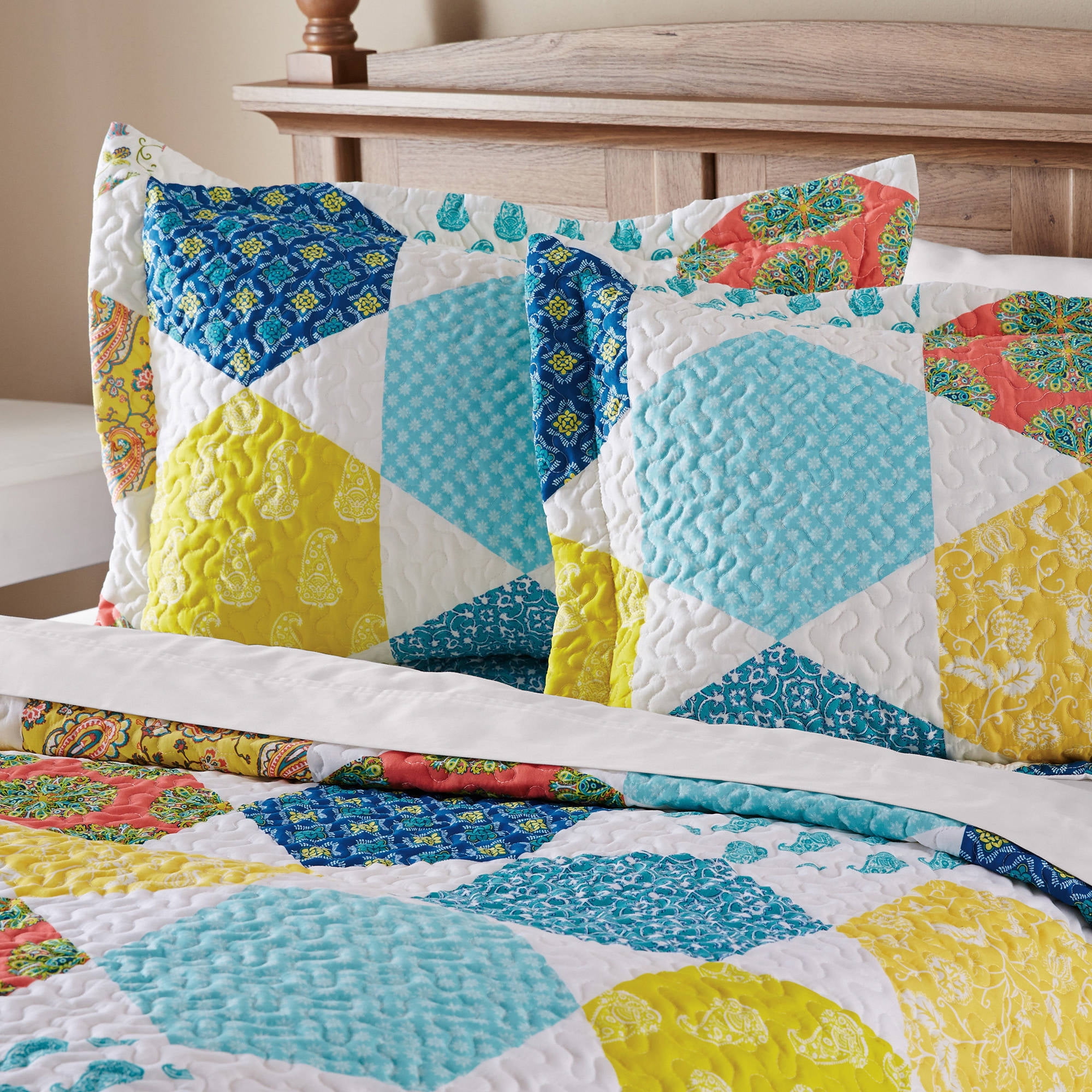 Mainstays Multicolor Hexagons Quilt Collection