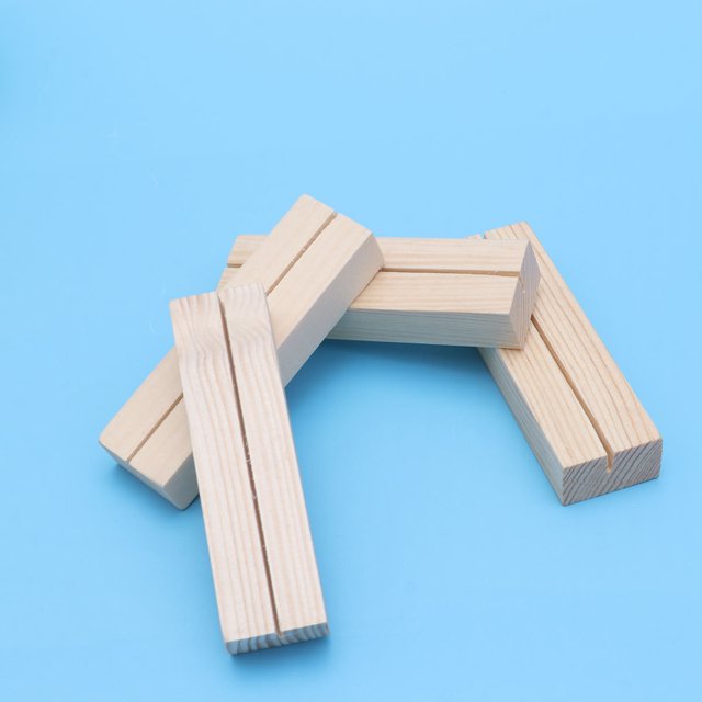 Hytrove 10Pcs Tabletop Sign Holder Memo Clips Light Yellow Wooden Stump Shape Rustic x 2.7 x 2cm