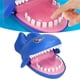 thumbnail image 5 of Juego de juguetes de dientes de tiburón para niños juguetes divertidos juegos de dentista dientes táctiles juguetes de tiburón juego de dedos con sonidos para fiesta de Anggrek Otros, 5 of 8