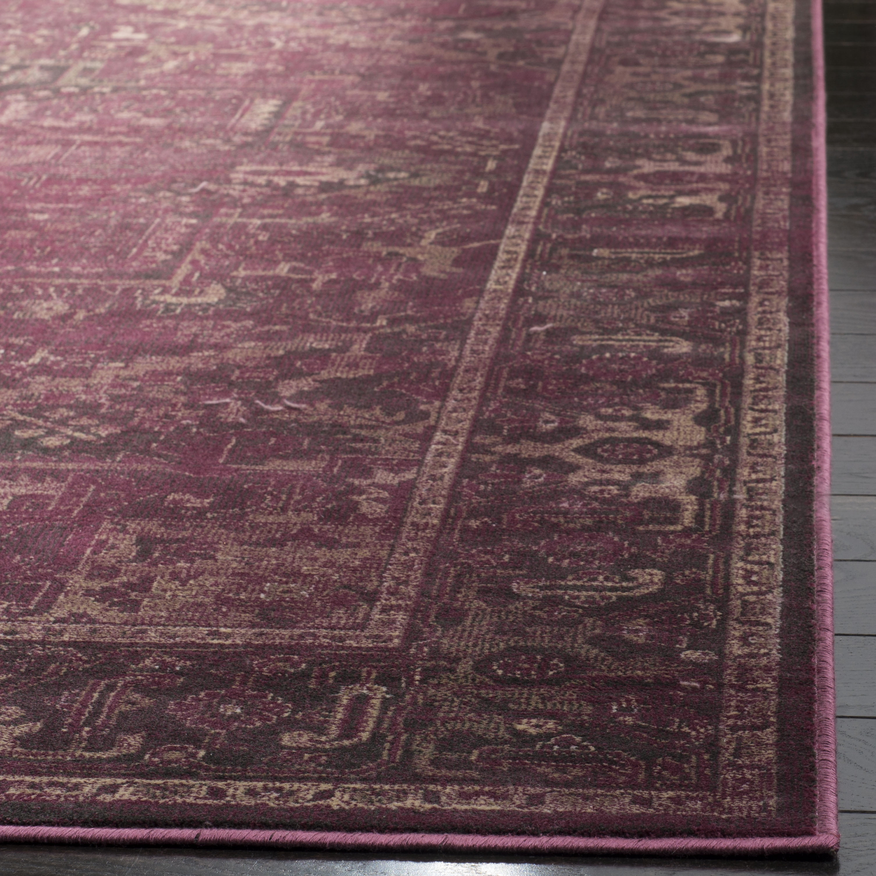 SAFAVIEH Vintage Adrian Traditional Runner Rug, Raspberry, 2'2" x 8'
