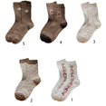 thumbnail image 3 of Mujeres Otoño Invierno Calcetines de punto de lana sintética Patrón de geometría de ganchillo étnico Dibujos animados Oso pequeño Jacquard Espesar Calcetería de tubo medio cálido, 3 of 5