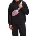 thumbnail image 2 of Riñonera lululemon Everywhere 1L Misty Pink, 2 of 5
