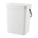 thumbnail image 1 of Cubo de basura compacto con tapa Naiovety de plástico Blanco, 1 of 6
