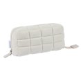thumbnail image 3 of Estuche para Lápices Con Forma Almohada Almacenamiento Maquillaje Acolchada Multifunción () Blanco, 3 of 4