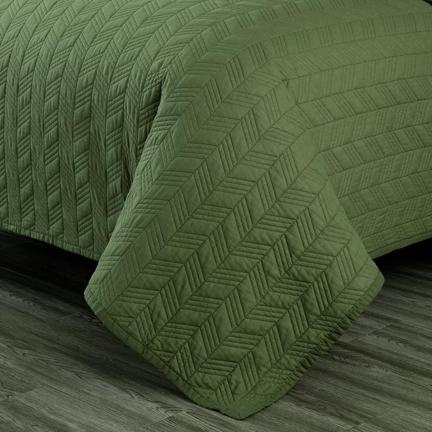Chezmoi Collection Roswell Geometric Striped Solid Cotton Lightweight Quilt for All Seasons, 3-Piece Quilt Set, King, Loden Green