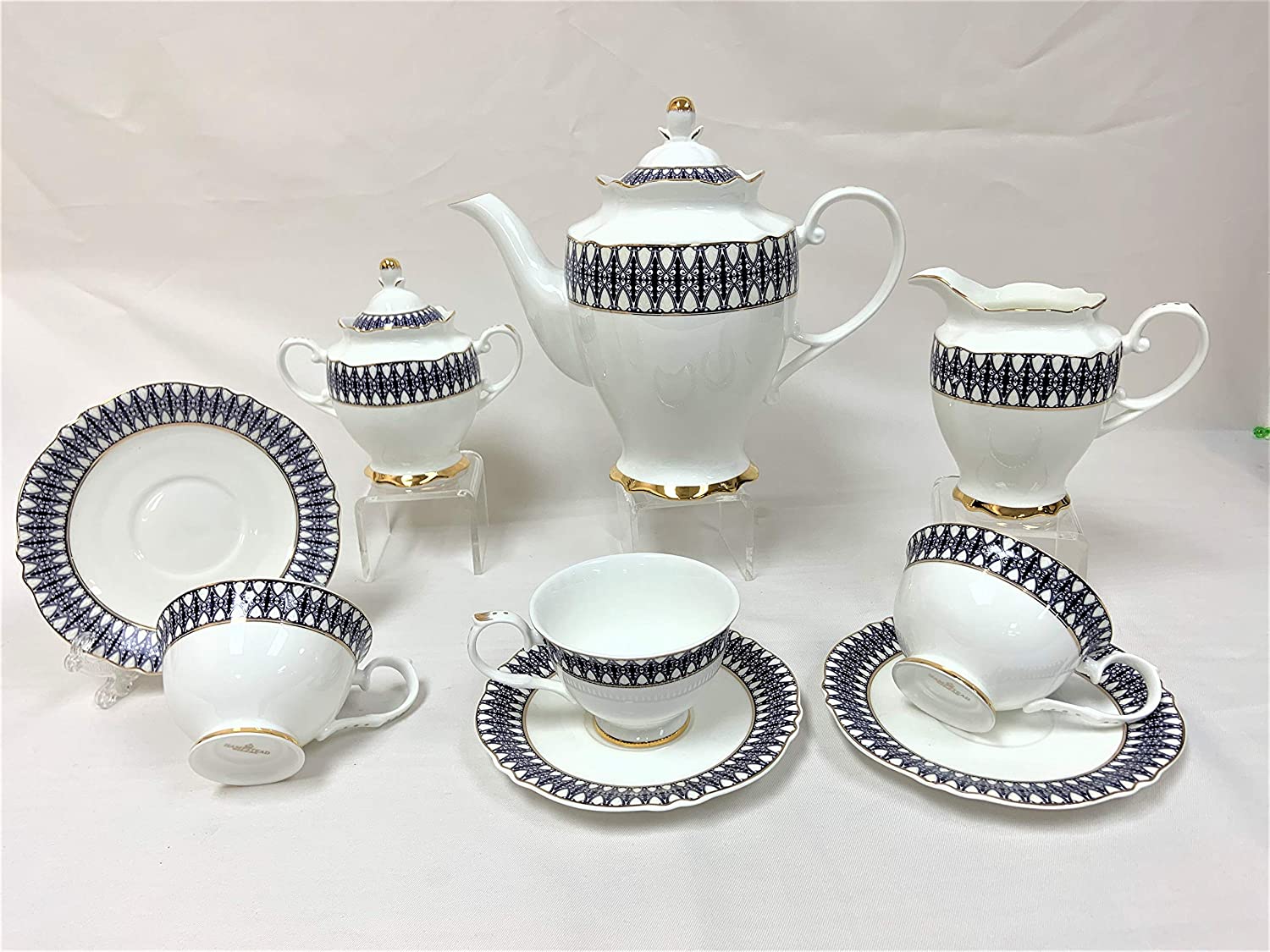 Hampstead Collection Blue Designed Fine Bone China 15 pcs Tea Set for 6