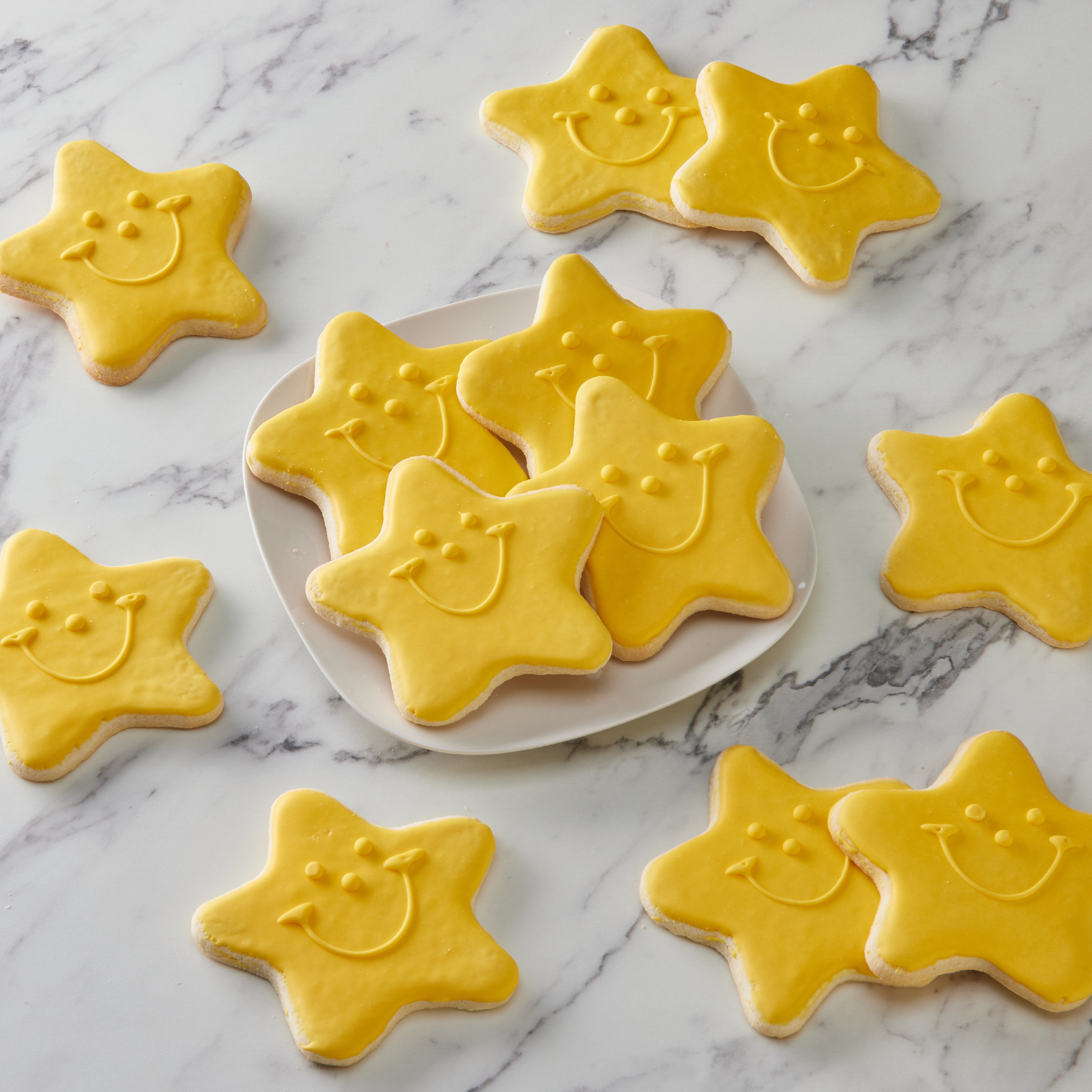 Walmart 12-Pack Gold Star Shaped Smiley Sugar Cookies - Nut Free