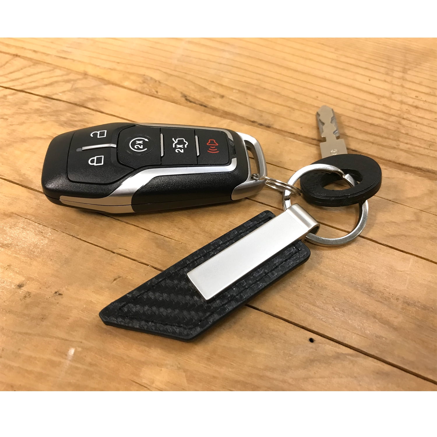 Dodge Challenger R/T Classic Carbon Fiber Texture Black PU Leather Strap Key Chain