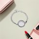 thumbnail image 3 of Pulsera con marco de fotos y diamantes de imitación para mujer, con marco conmemorativo con imagen circular, ideal para ocasiones formales e informales., 3 of 7