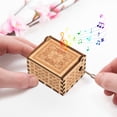 thumbnail image 4 of Cajas musicales Caja de música de madera vintage Tamaño de la palma de la mano Caja de madera con manivela Caja de música Hermoso dispositivo musical de madera tallada con melodía No puede evitar enam TOMSHOO Cajas musicales, 4 of 6