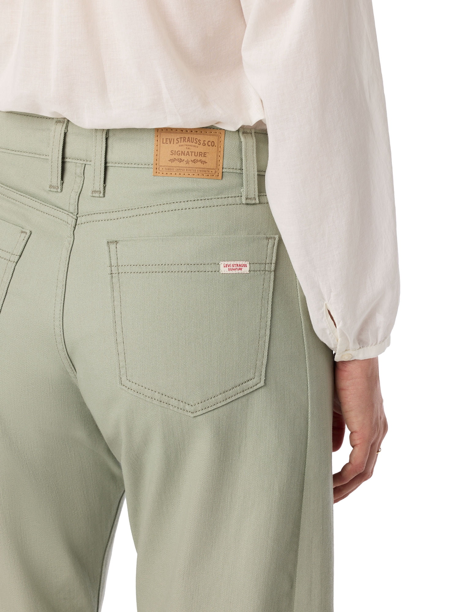 Levi Strauss Signature Women's and Women's Plus Vintage Barrel Jeans, Sizes 2-18