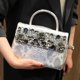 thumbnail image 4 of Bolso de mano de marca de lujo de diseñador para mujer, nuevo conjunto de moda 2024, bolsos cruzados de banquete con diamantes para mujer, superventas, 4 of 4