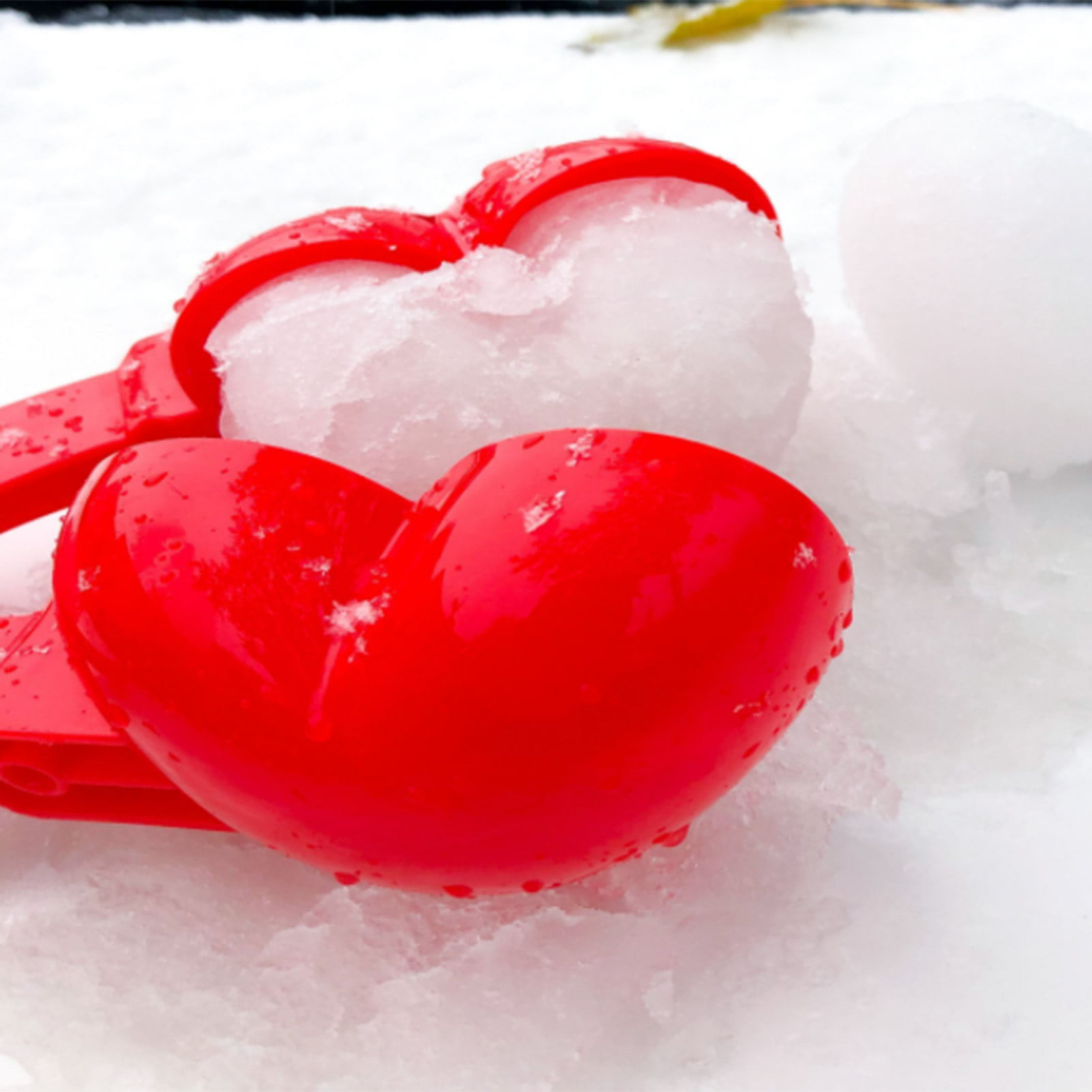 Heart Snowball Maker Winter Mold Plastic Sand Ball Tools Clip Kids Toys Outdoor 