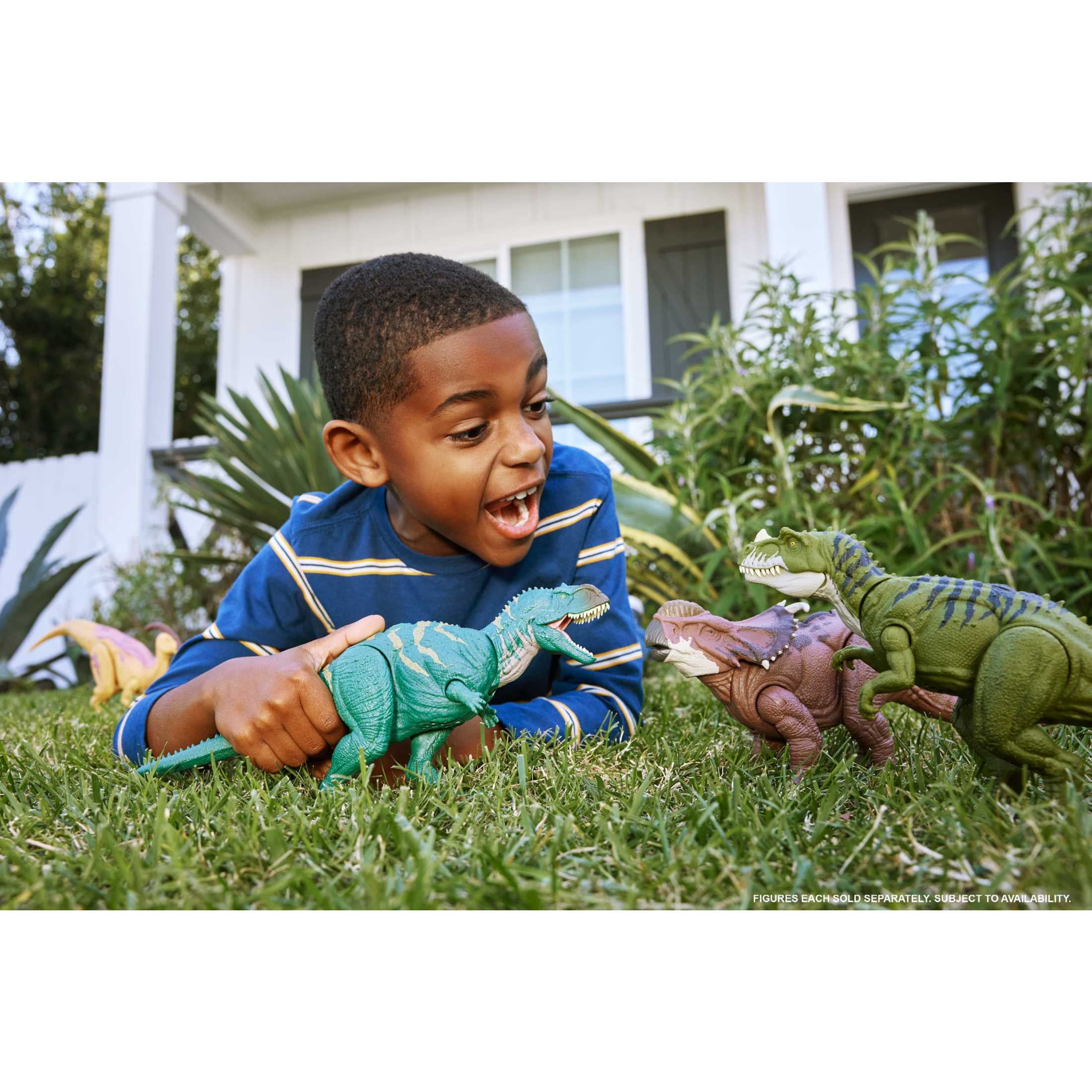 Jurassic World Wild Roar Pachyrhinosaurus Dinosaur Action Figure Toy, Head Strike Attack & Sound