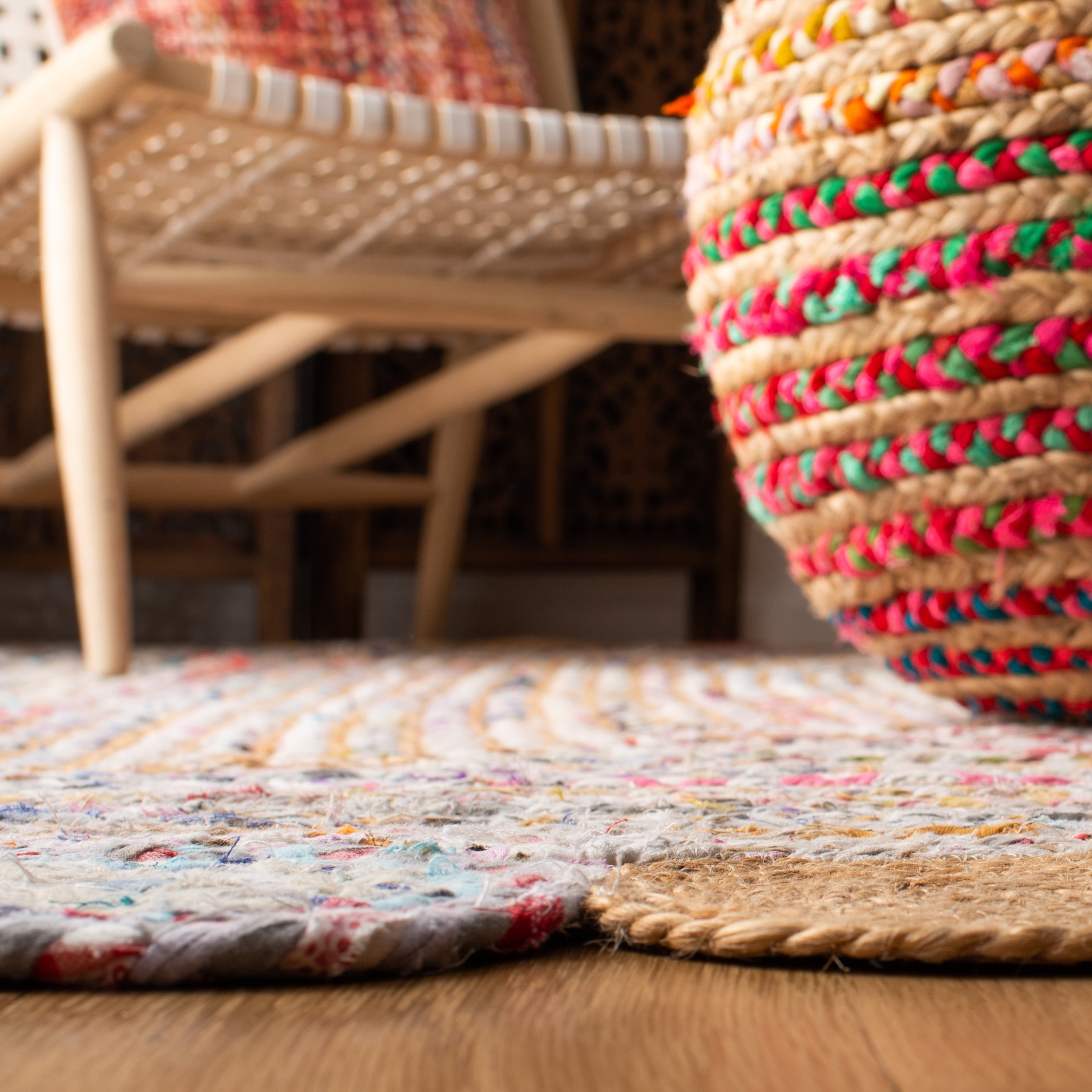 SAFAVIEH Cape Cod Kyle Geometric Area Rug, Beige/Multi, 8' x 8' Round