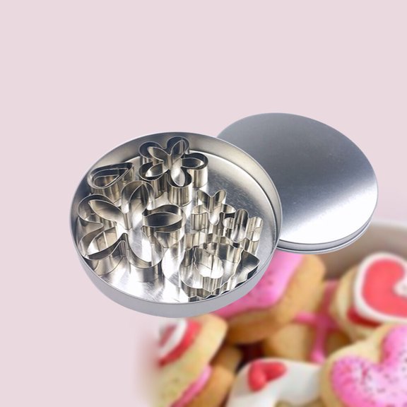 FRCOLOR 12pcs Stainless Steel Flower Cookie Cutter Set for Creative Baking and Cake Decorating, Silver
