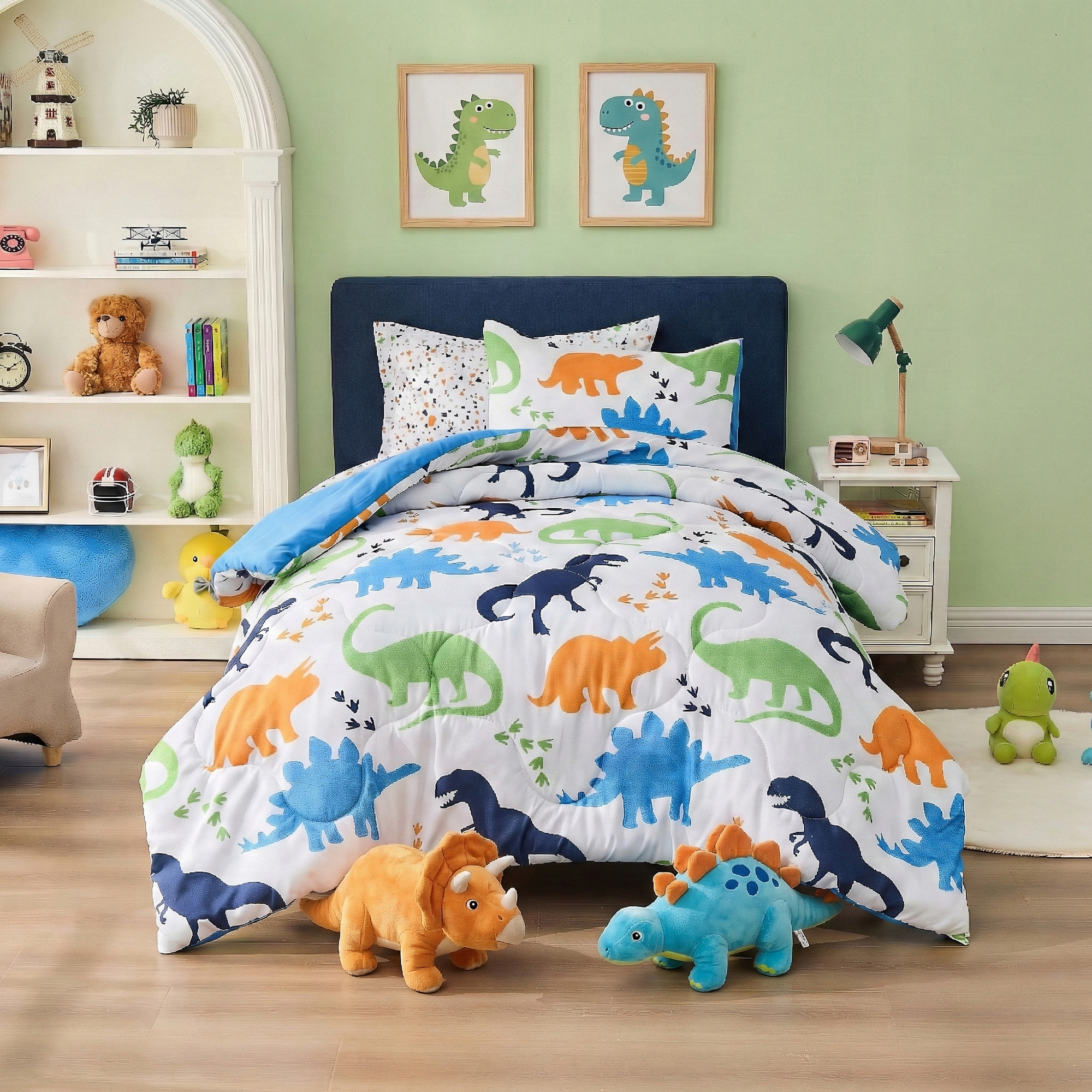 Regency Heights Dinosaur Comforter Set, Soft Microfiber Dino Bedding Set, 5 Pieces with Comforter, Sheets and Pillowcases, Twin