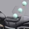 thumbnail image 1 of Cojín de asiento de motocicleta perfecl Con correa ajustable y respaldo antideslizante, 1 of 8