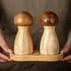 thumbnail image 2 of Manual de especias de pimienta en forma de seta de madera con sal y pimienta, 2 of 5