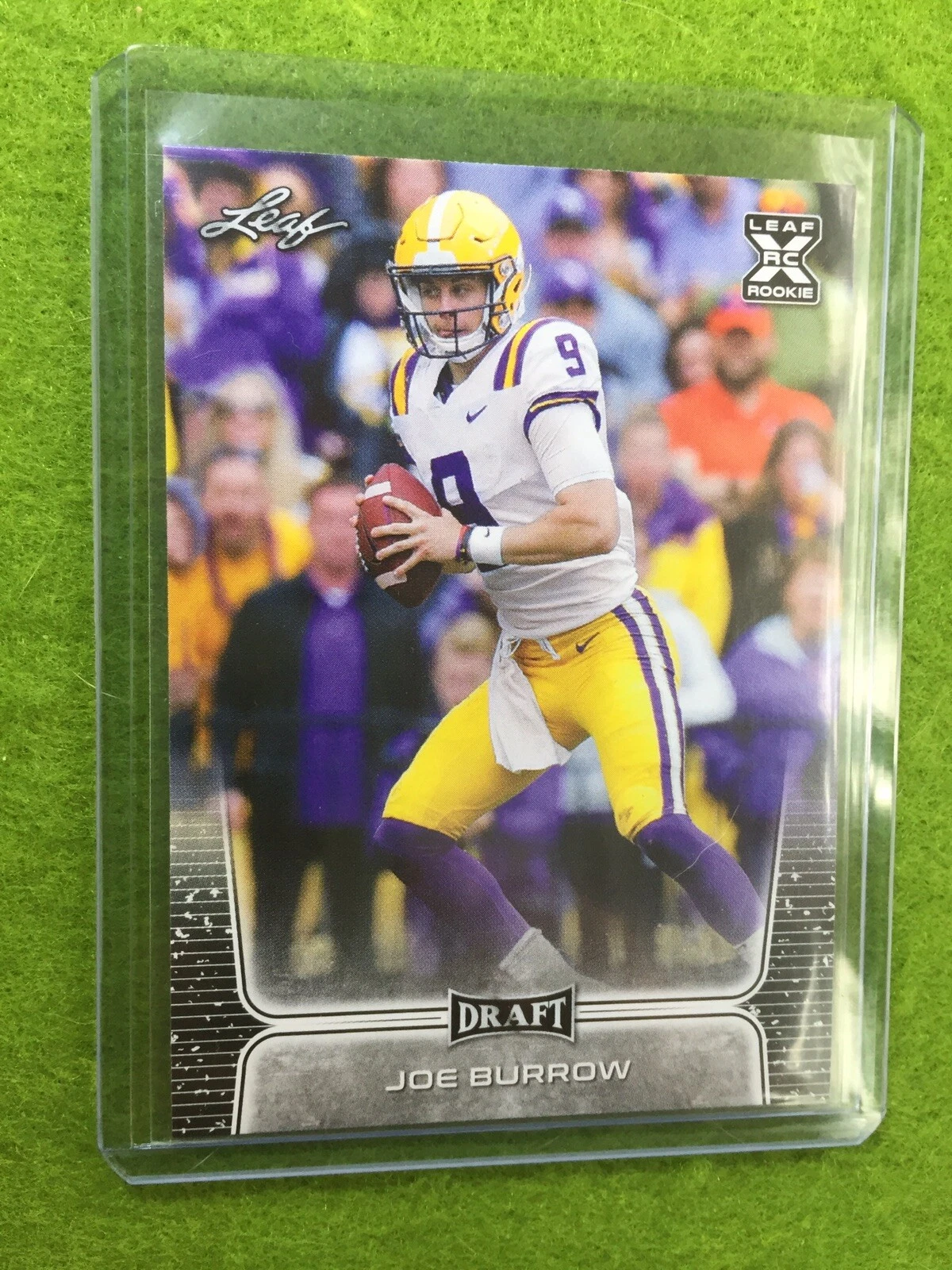 JOE BURROW ROOKIE CARD JERSEY #9 LSU RC 2020 Leaf Football CINCINNATI BENGALS