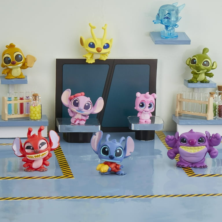 Disney Doorables Stitch Experiments Collection Peek, 1.5 Inch Toy