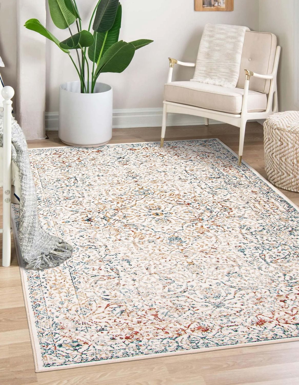ECARPET Lauren Traditional Area Rug for living room, bedroom, dining room, entrance, hallway and more.