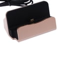 thumbnail image 4 of Base de carga de escritorio con conector de cable micro USB para cargar y sincronizar. oro, 4 of 7
