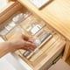 thumbnail image 2 of Caja de almacenamiento con cajón transparente de múltiples especificaciones sin compartimento de tapa, caja de acabado de escritorio, caja de partición de cajón de almacenamiento, 2 of 5