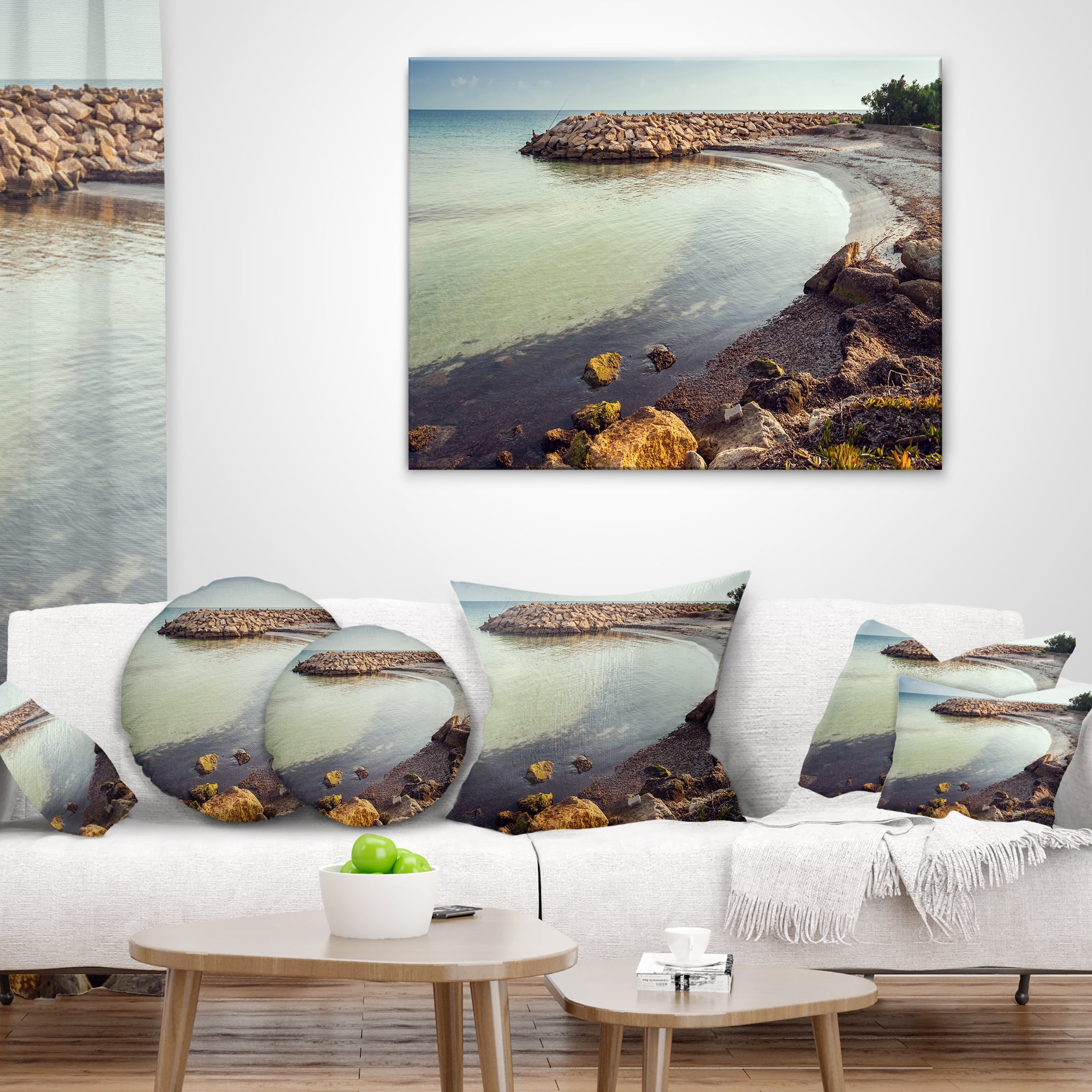Designart Little Lagoon with Fishermen Africa - Seashore Throw Pillow - 16x16