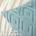 thumbnail image 2 of Fundas de almohada DecoruHome Spring de lana sintética de 66 x 66 cm, color verde menta, 2 of 9