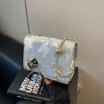 thumbnail image 3 of Bolso de cadena de alta calidad para mujer, nuevo estilo 2025, bolso cuadrado pequeño con forma de diamante, versátil, retro, informal, bandolera de hombro, 3 of 5
