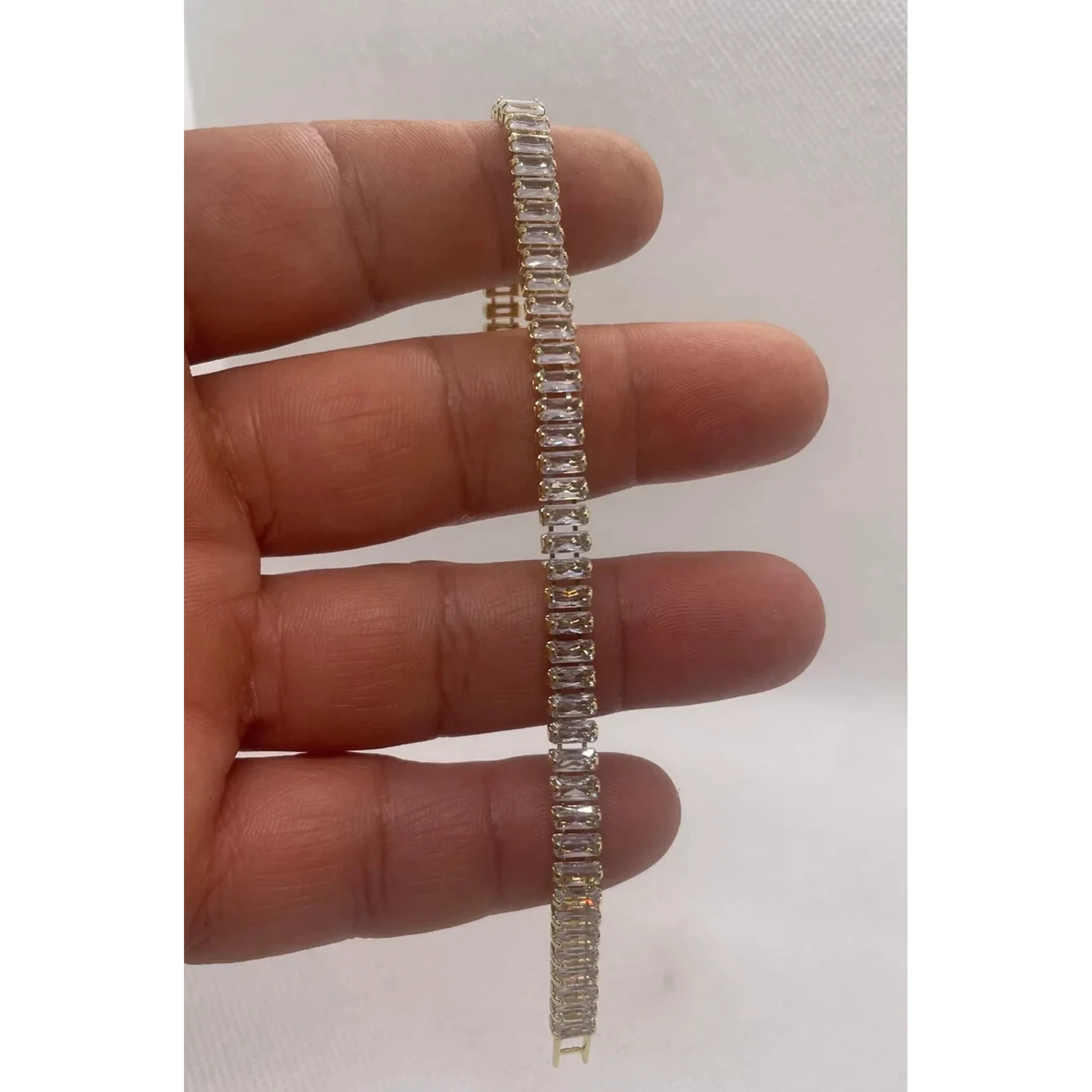 14k yellow gold plated tennis bracelet baguette cut 9 ct simulated diamonds 7.5” long
