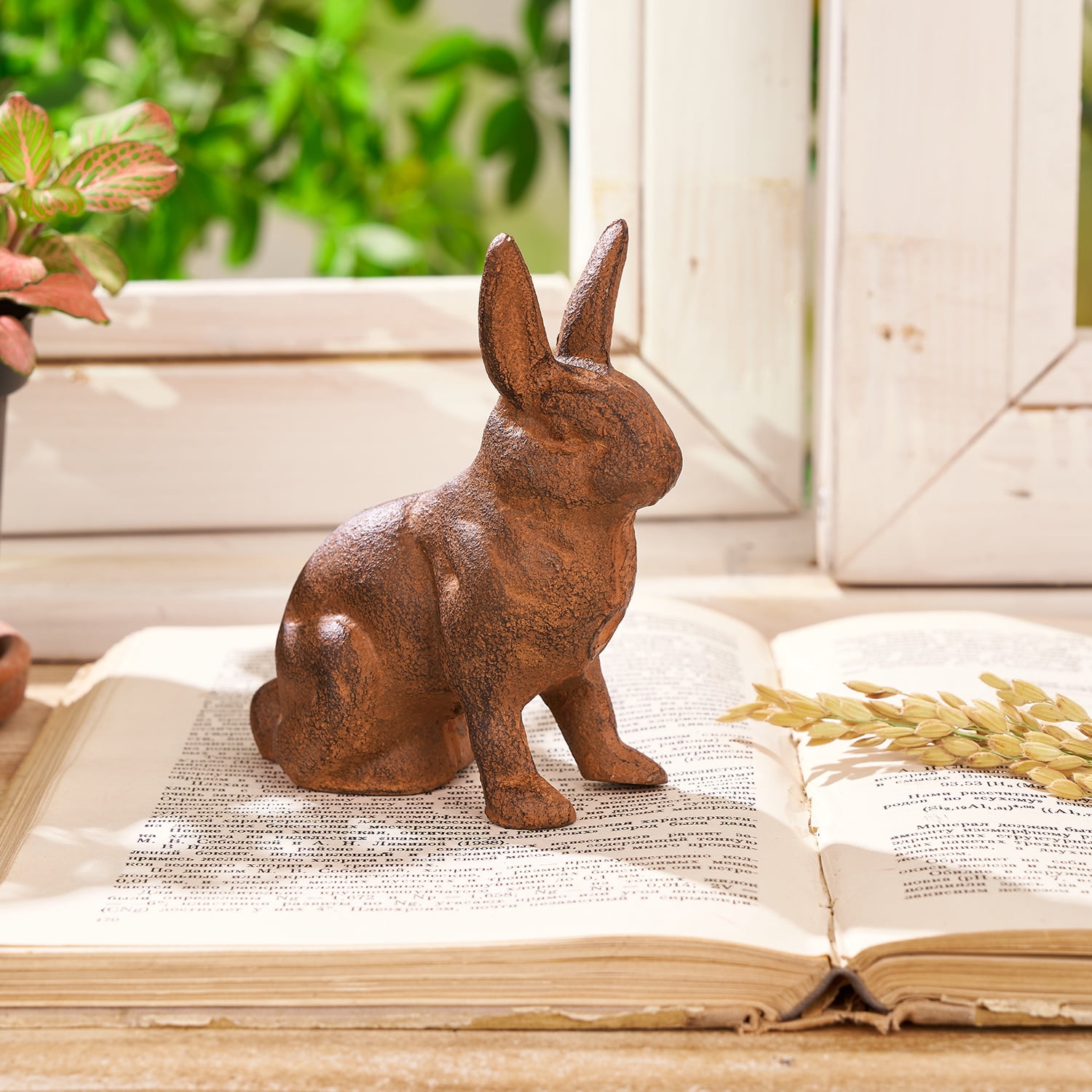 Sungmor Cast Iron Rabbit Statue,Rustic Rust Heavy Duty Animal Collection Sculpture, Paperweight, Doorstop, Adorable Garden Figurine - Sitting Rabbit Statue