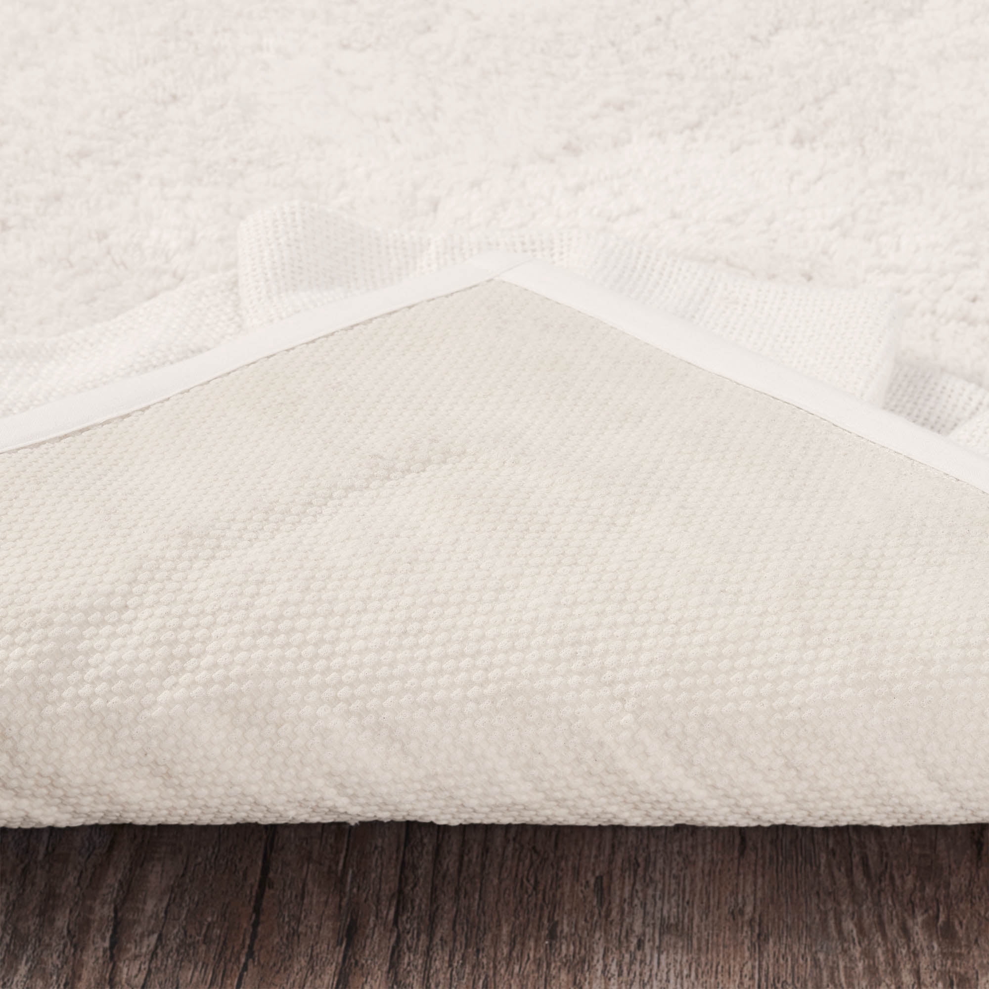 VHC Brands Burlap Ruffled Bath Mat, Antique White, 20x30