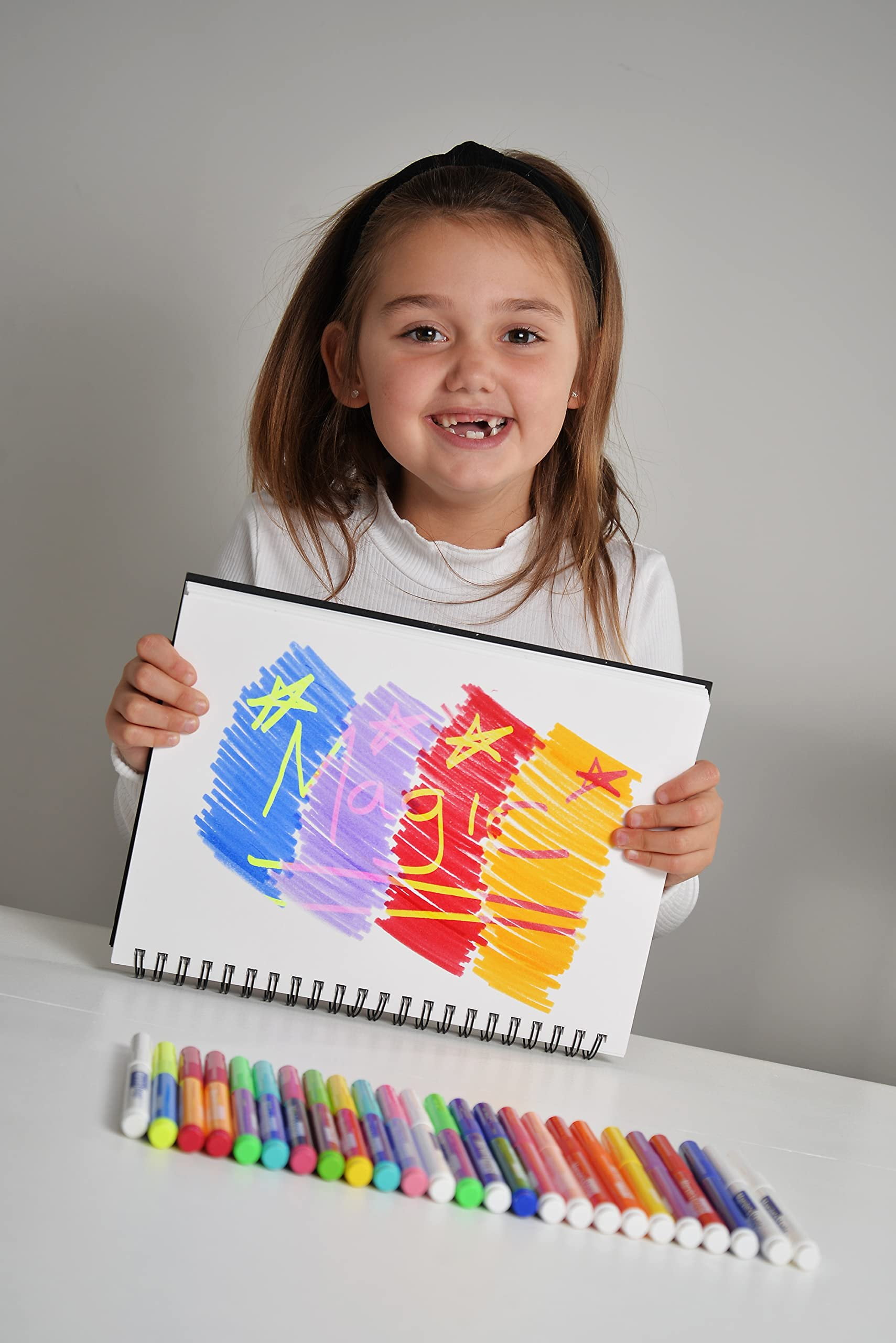 Marvin's Magic - Original x 20 Amazing Magic Marker Pens - Color Changing Magic Pen Art - Create 3D Lettering or Write Secret Messages - Includes 20 Magic Pens