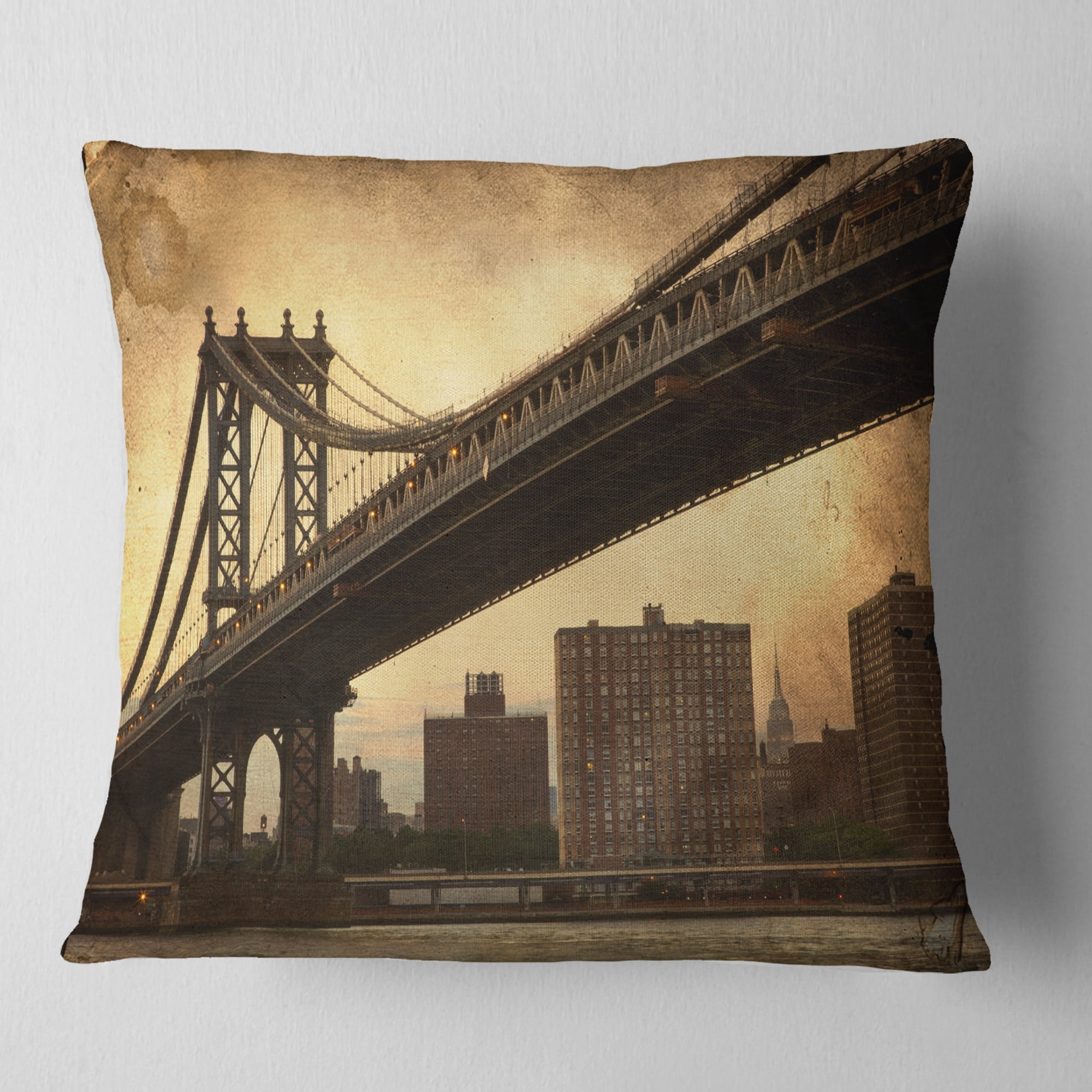 Designart Dark Manhattan Bridge - Photography Throw Pillow - 18x18