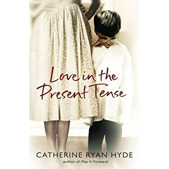 Pre-Owned Love In The Present Tense (Paperback) 0385610564 9780385610568