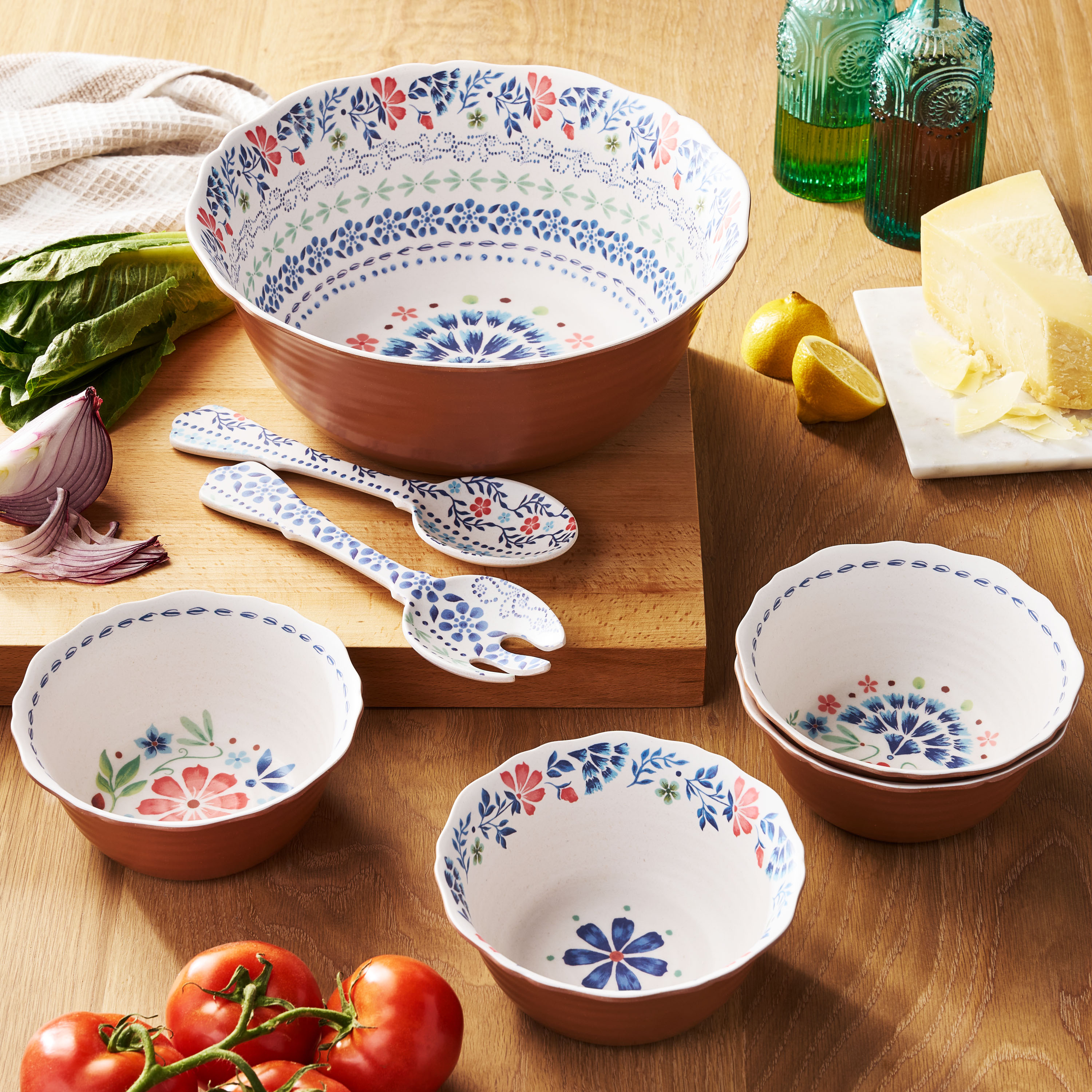 The Pioneer Woman Hattie 7-Piece Bamboo Melamine Bowl Set photo 2