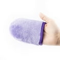 thumbnail image 3 of Nvzi Guantes desmaquilladores reutilizables, guantes de limpieza facial, almohadillas limpiadoras suaves, herramientas de limpieza profunda para el cuidado de la piel, 5 piezas (azul oscuro), 3 of 4