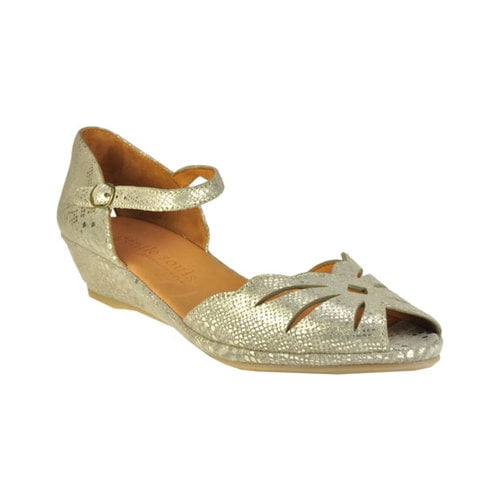 Lily moon shoes discount
