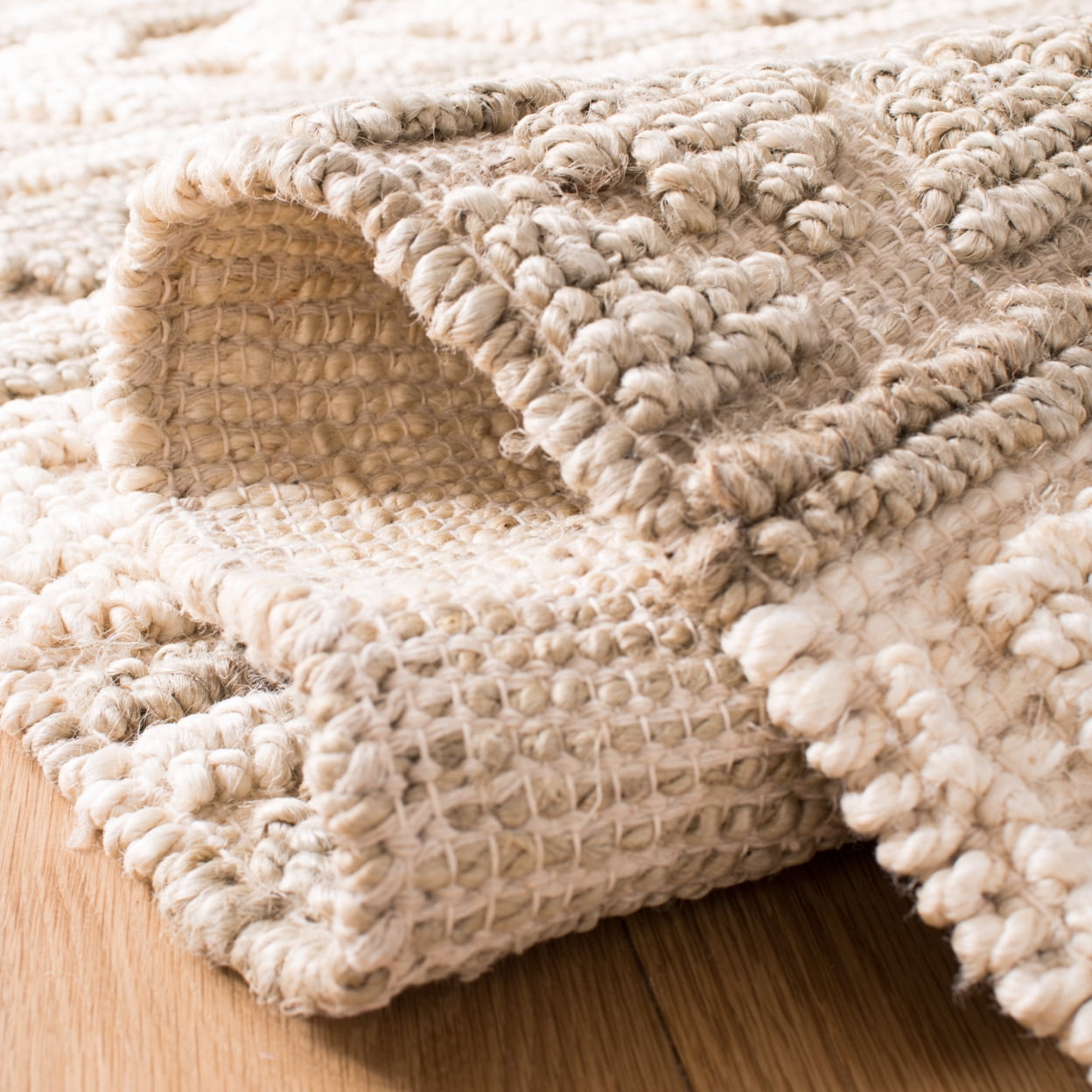 SAFAVIEH Natural Fiber Sonam Striped Geometric Jute Area Rug, Green/Ivory, 5' x 8'